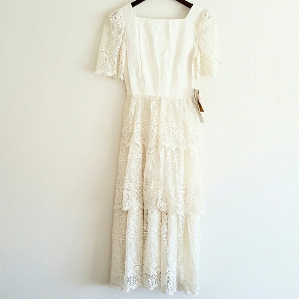 Vintage wedding dress
